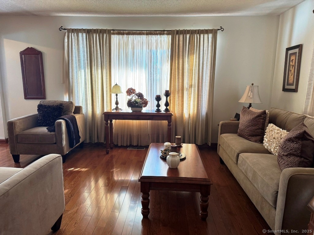 18 Brookwood Court, Prospect, Connecticut image 12