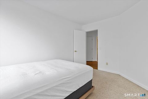 Tiny photo for 13 Harbour Close #13, New Haven, CT 06519 (MLS # 24164597)