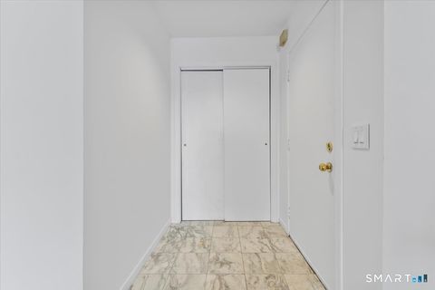 Tiny photo for 13 Harbour Close #13, New Haven, CT 06519 (MLS # 24164597)