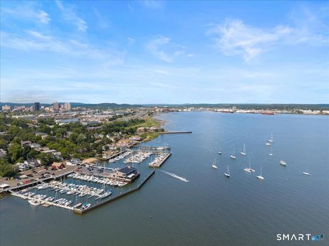 Tiny photo for 13 Harbour Close #13, New Haven, CT 06519 (MLS # 24164597)