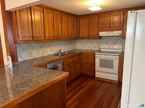 Tiny photo for 4 S Edgewood Road, East Lyme, CT 06357 (MLS # 24188961)