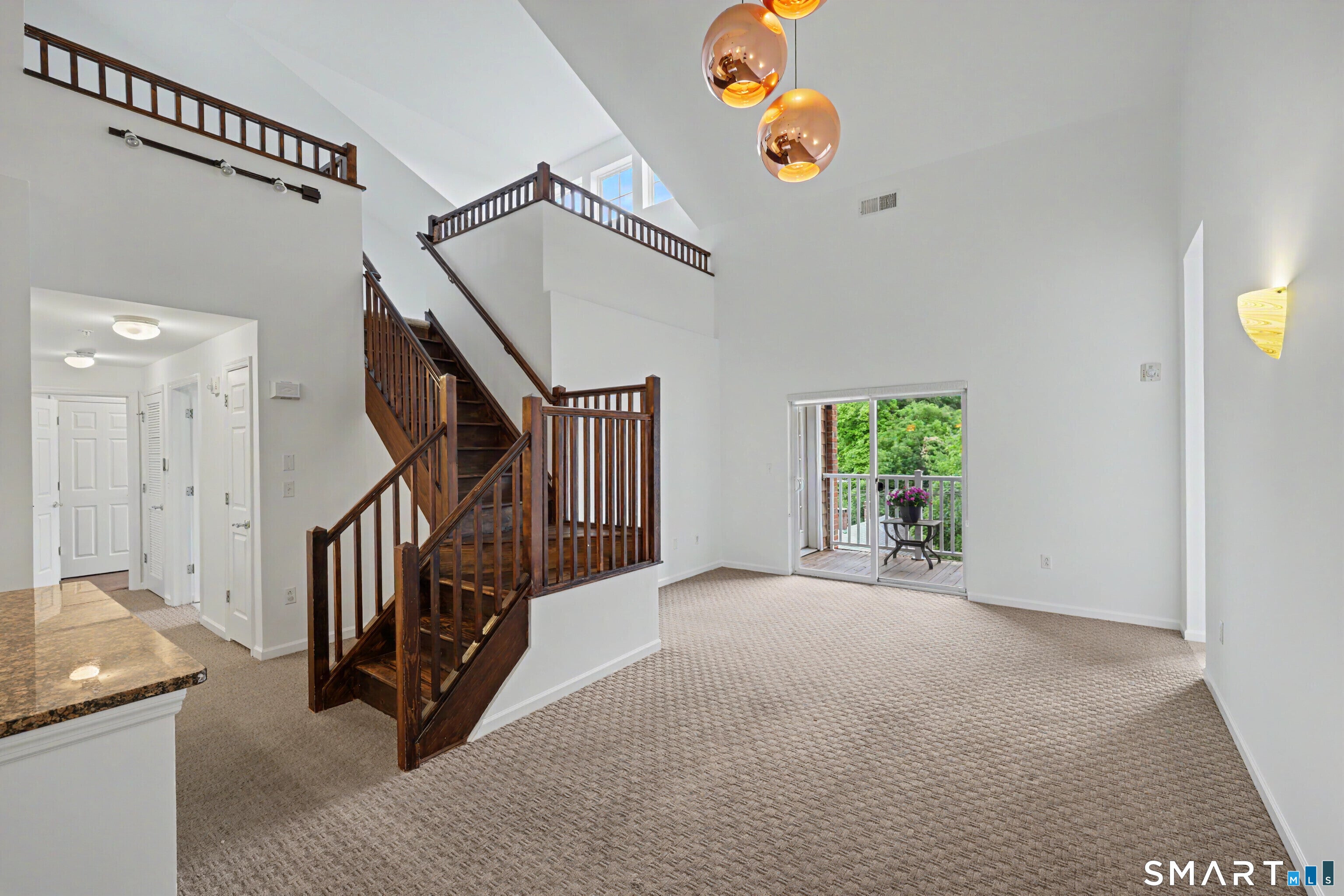 25 Adams Avenue 409