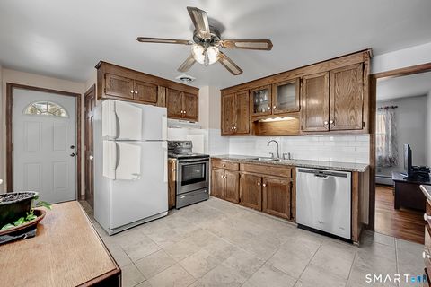 Tiny photo for 204 Hickory Circle, Middletown, CT 06457 (MLS # 24143173)