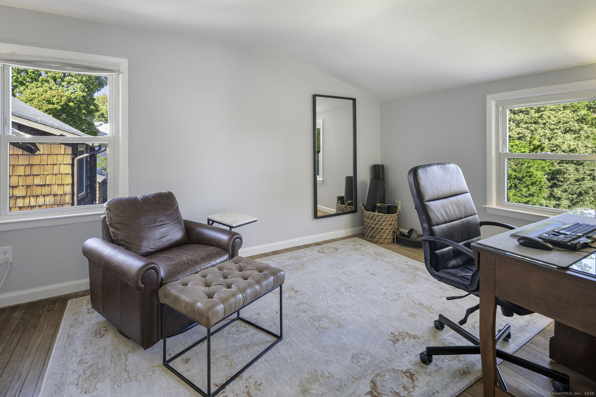 Norwalk, Connecticut 06851, United States, 3 Bedrooms Bedrooms, ,2 BathroomsBathrooms,Residential,Active,231976