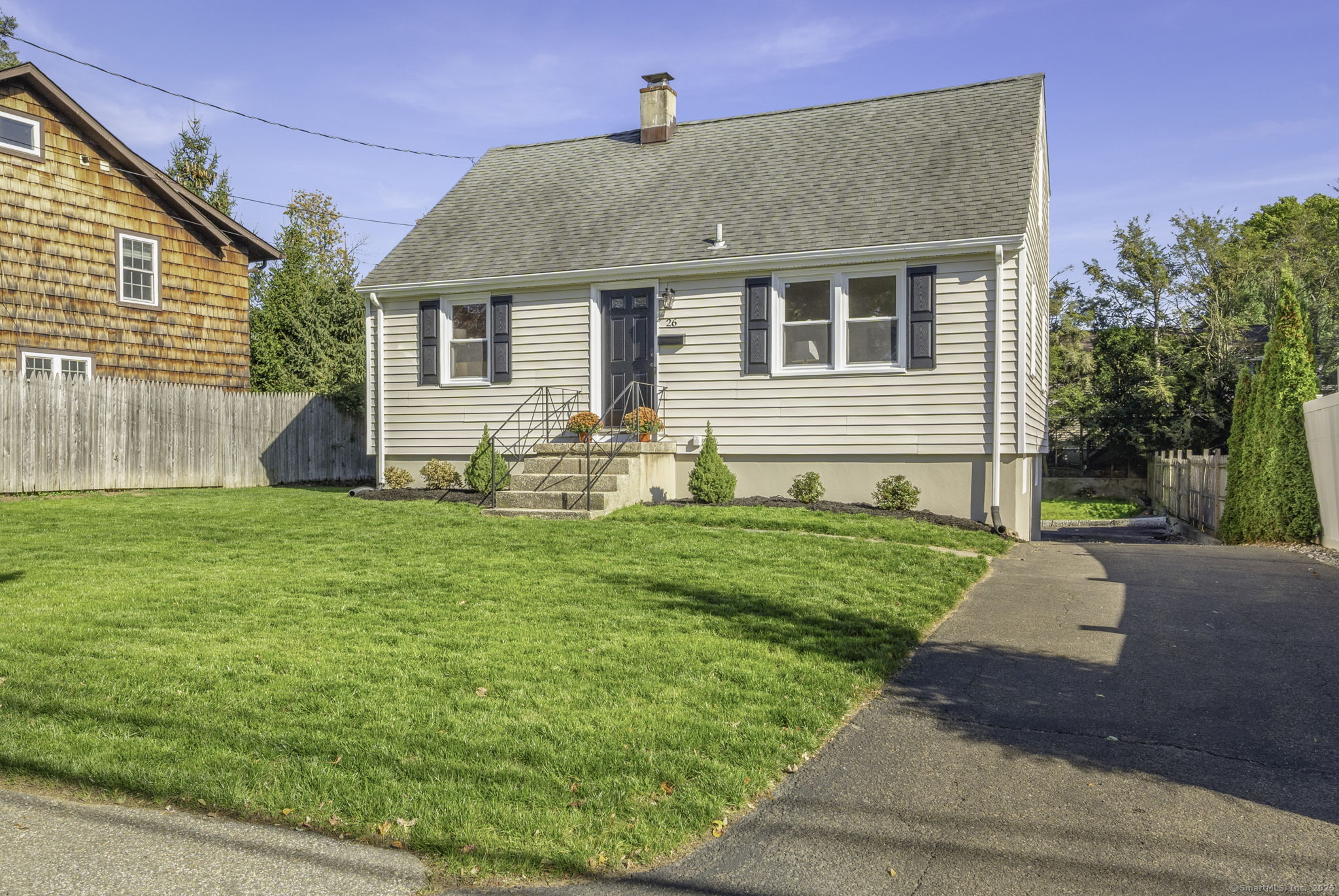 Norwalk, Connecticut 06851, United States, 3 Bedrooms Bedrooms, ,2 BathroomsBathrooms,Residential,Active,231976