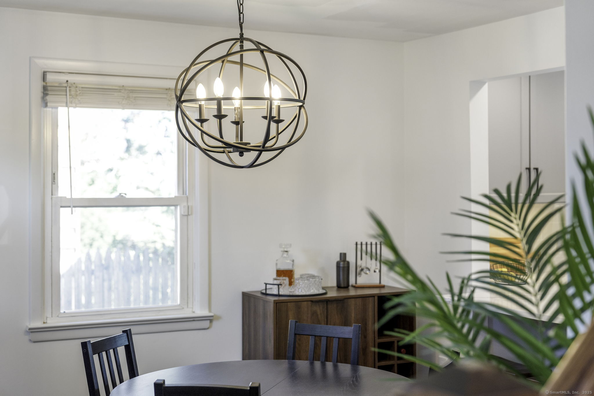 Norwalk, Connecticut 06851, United States, 3 Bedrooms Bedrooms, ,2 BathroomsBathrooms,Residential,Active,231976