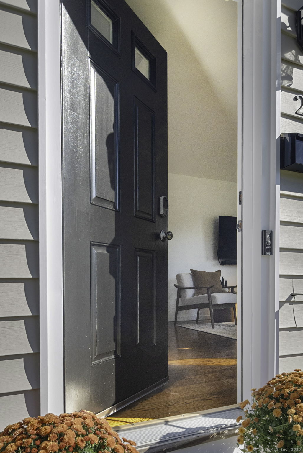 Norwalk, Connecticut 06851, United States, 3 Bedrooms Bedrooms, ,2 BathroomsBathrooms,Residential,Active,231976