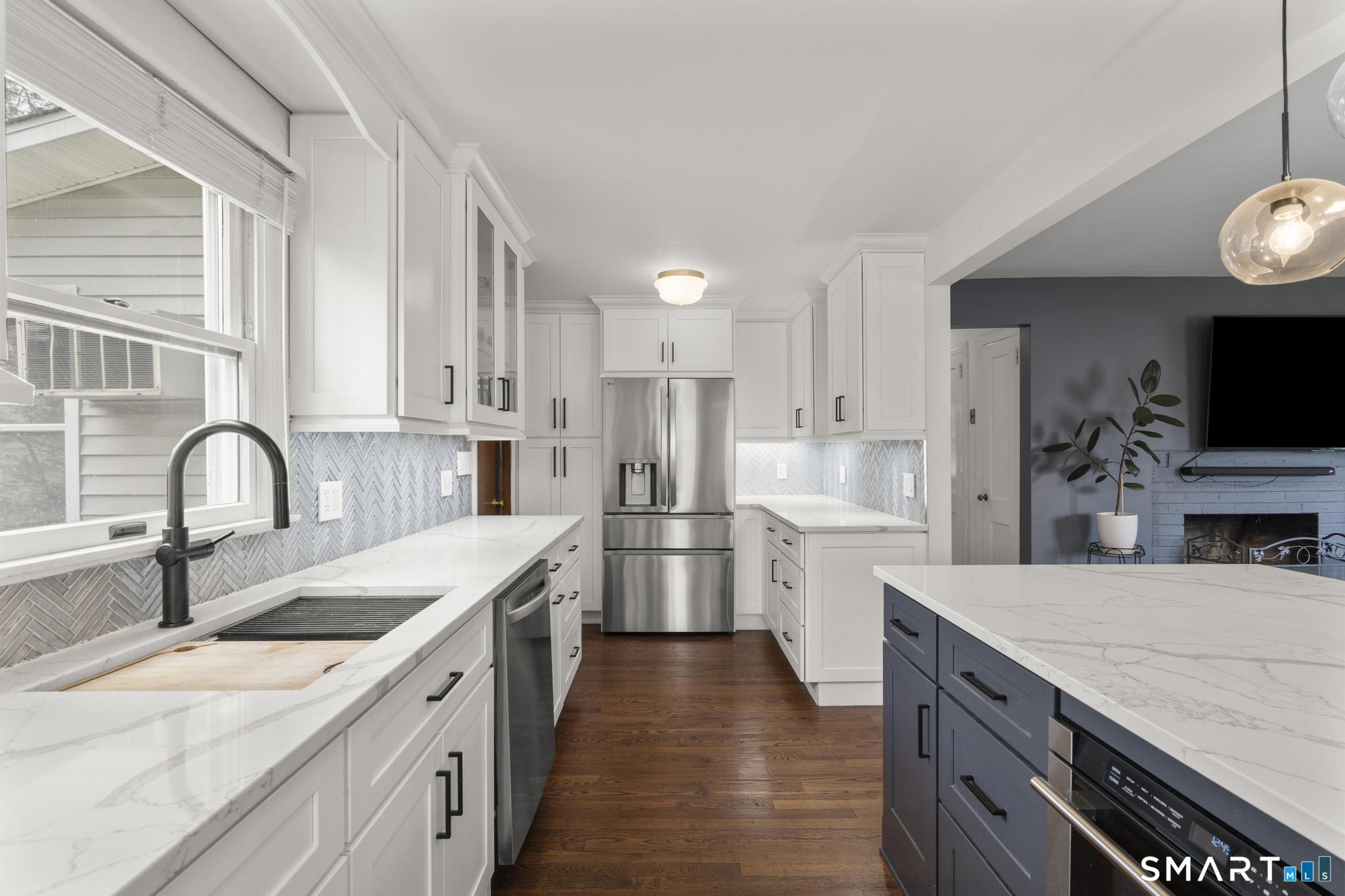 28 Bouton Street West