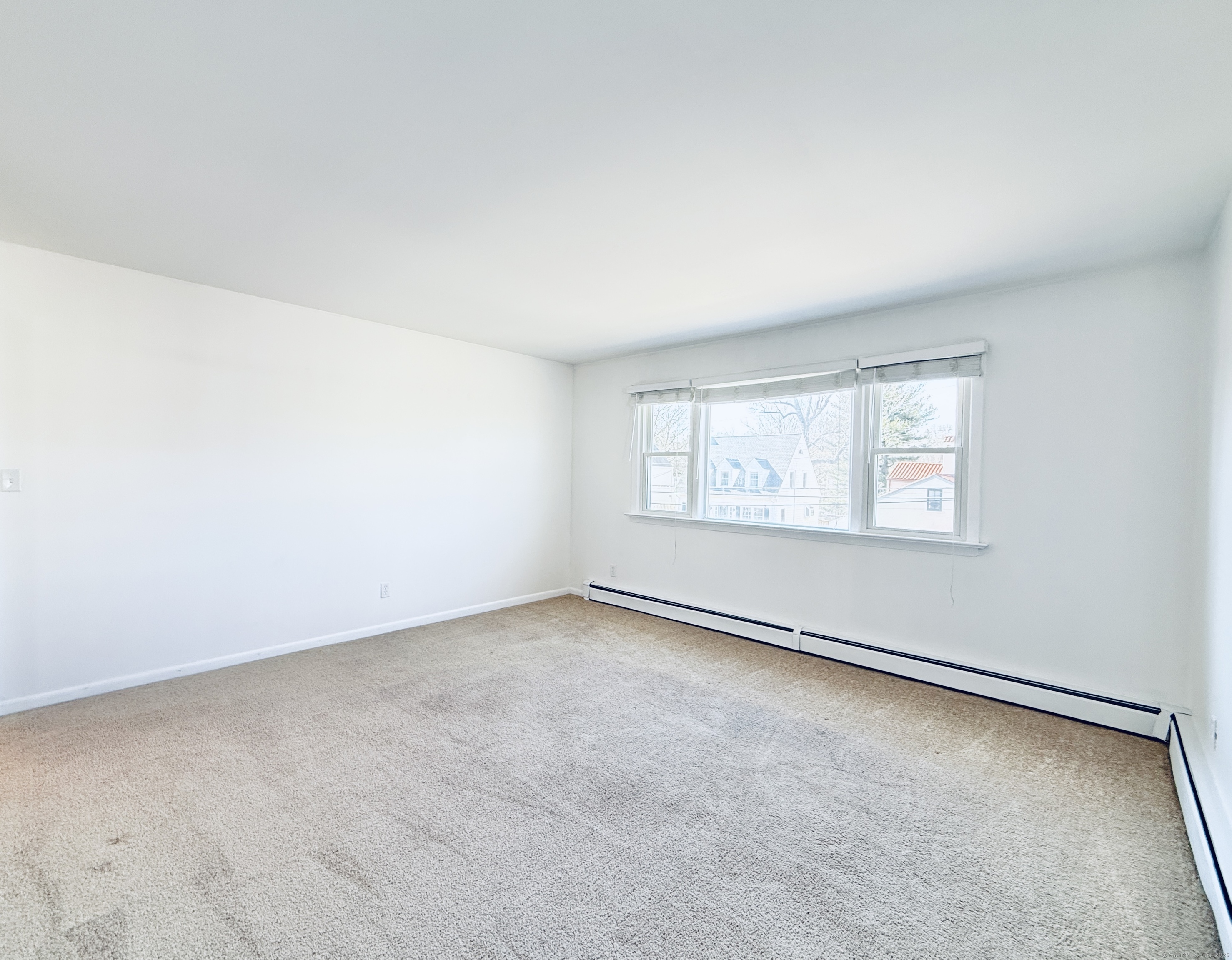 Stamford, Connecticut 06905, United States, 2 Bedrooms Bedrooms, ,1 BathroomBathrooms,Residential,Active,79067