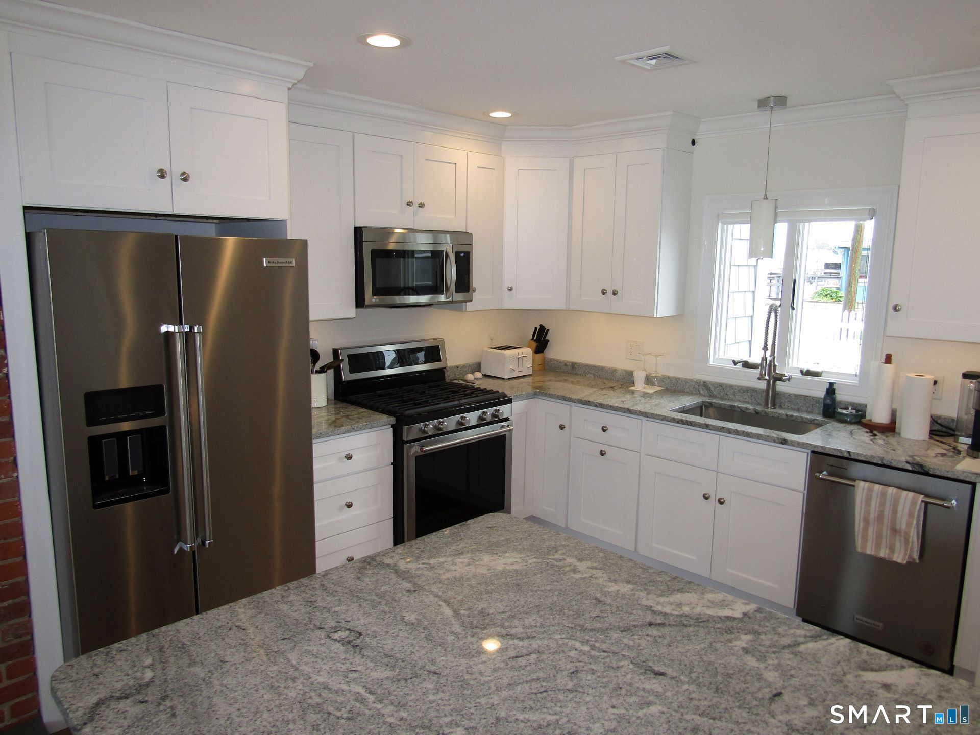 90 Swan Avenue B