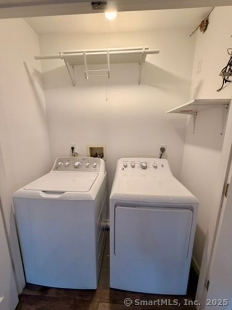 Tiny photo for 28 3rd Street #44, Stamford, CT 06905 (MLS # 24137164)