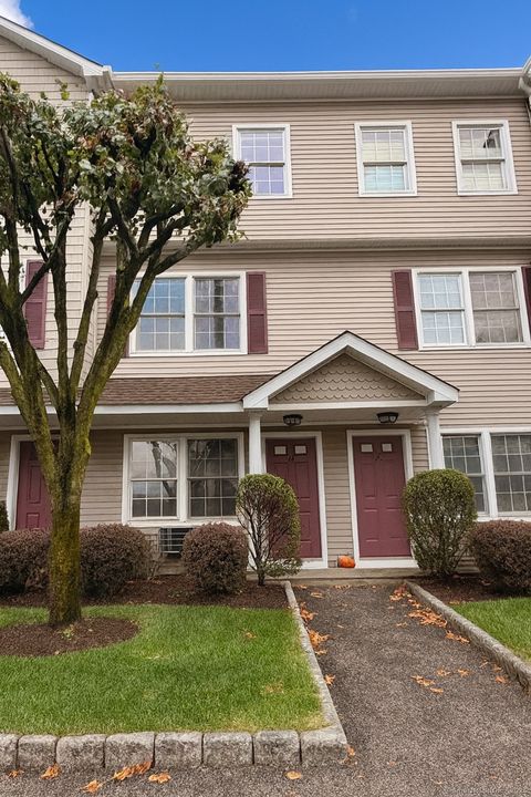 Photo of 28 3rd Street #44, Stamford, CT 06905 (MLS # 24137164)