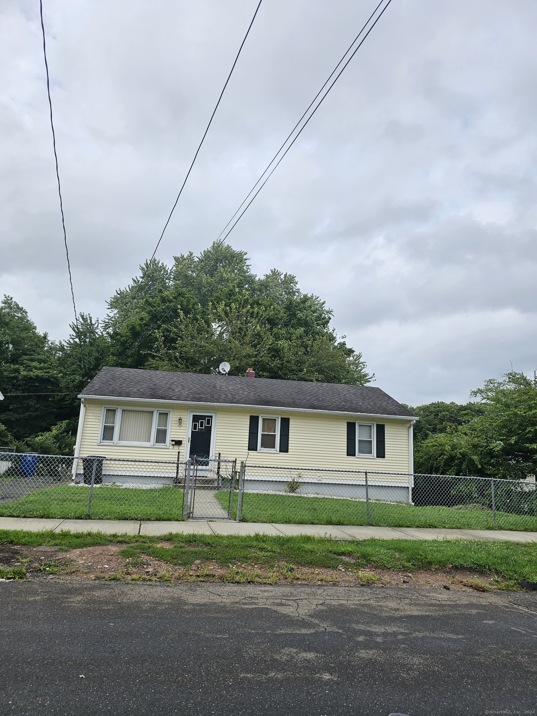 View New Haven, CT 06513 house