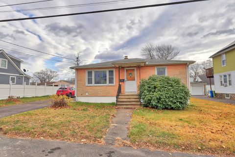 Photo of 127 Fairfield Avenue, Waterbury, CT 06708 (MLS # 24142016)