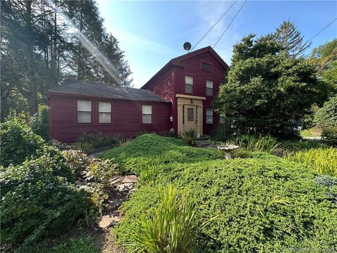 2 Molzon Lane Bethlehem CT 06751