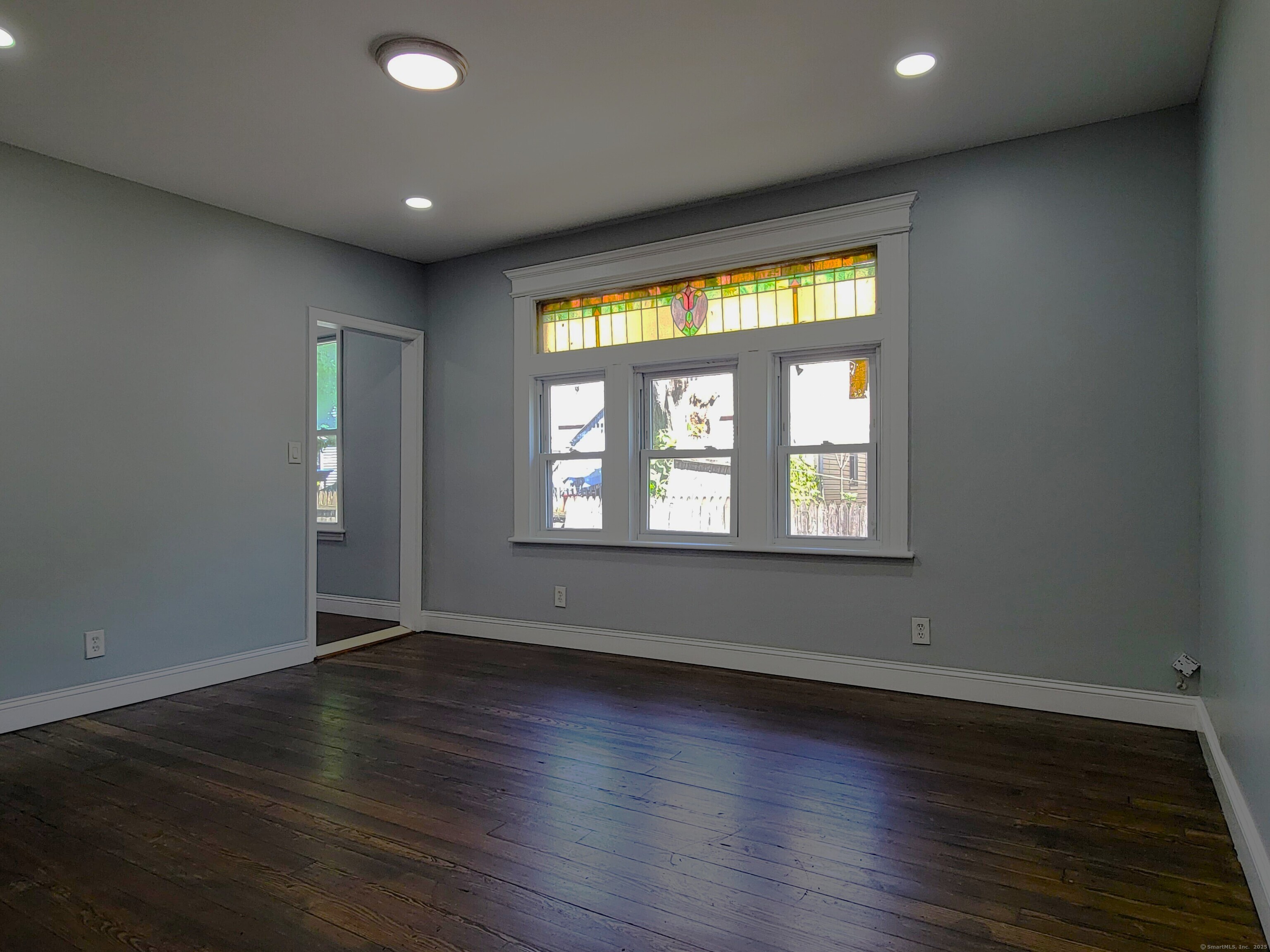 Rental Property at Smith Street 1, Bridgeport, Connecticut - Bedrooms: 3 
Bathrooms: 1 
Rooms: 5  - $2,300 MO.