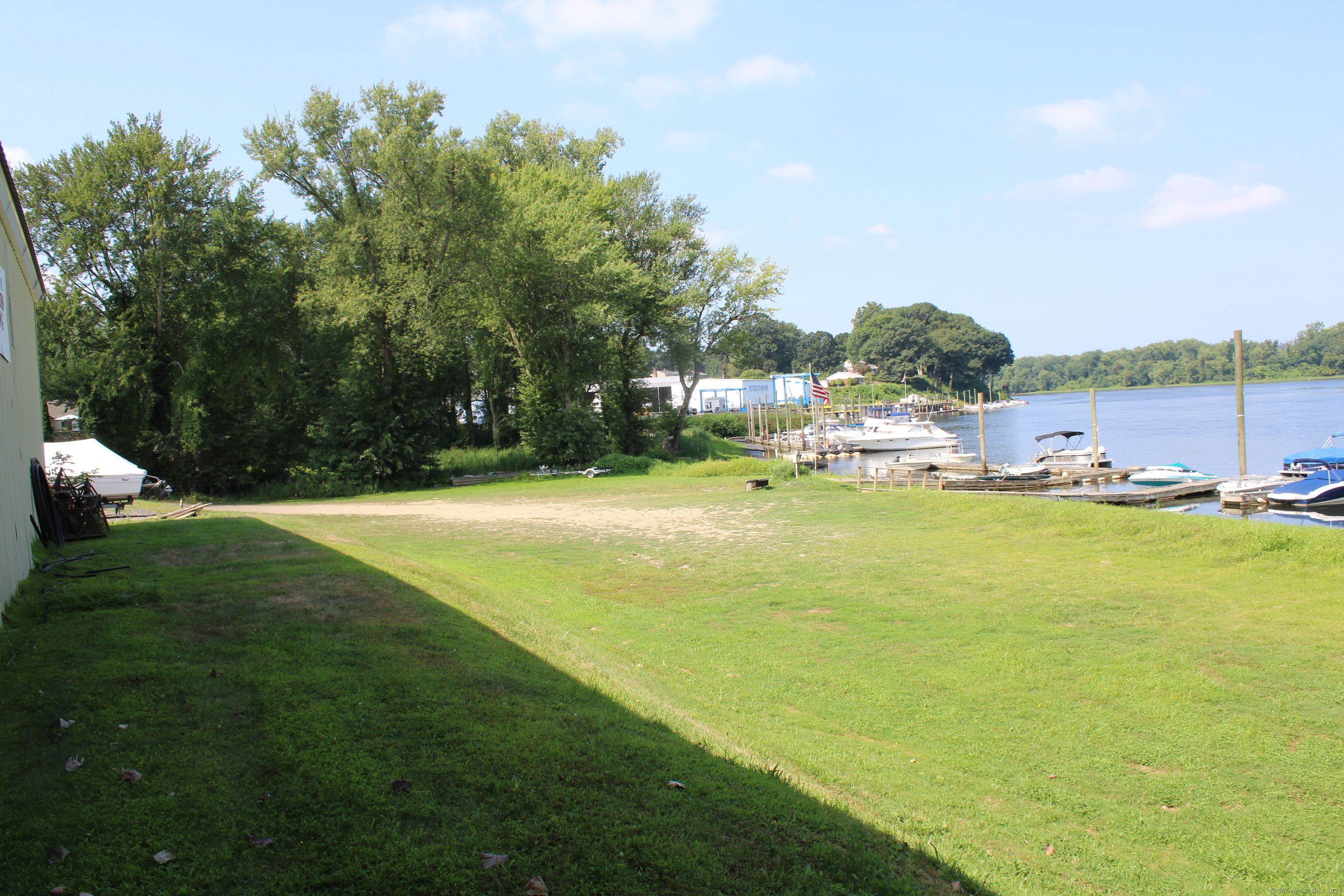 Portland, Connecticut 06480, United States, ,2 BathroomsBathrooms,Commercial,Active,190599