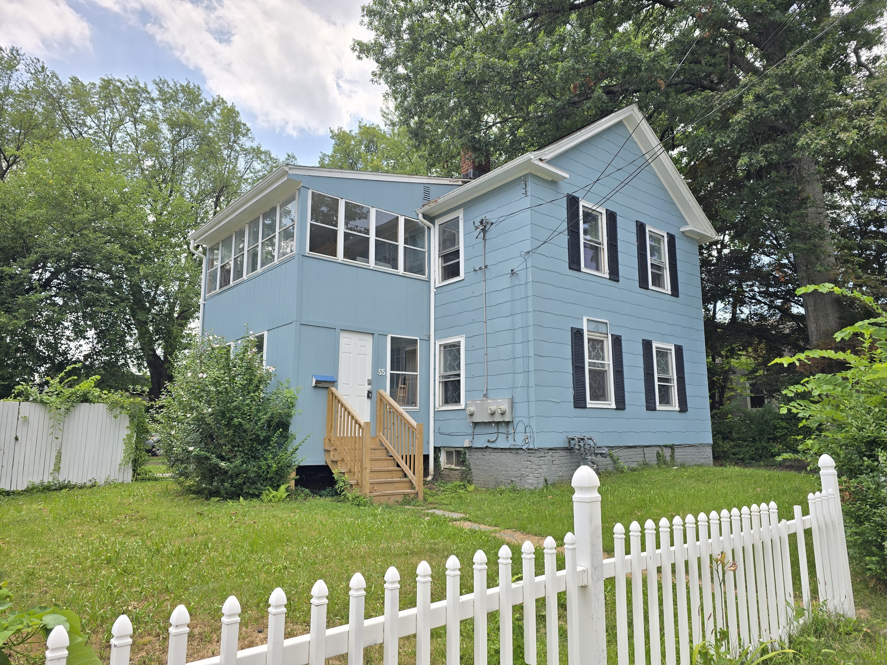 Hartford, Connecticut 06106, United States, 4 Bedrooms Bedrooms, ,2 BathroomsBathrooms,Residential,Pending,184511