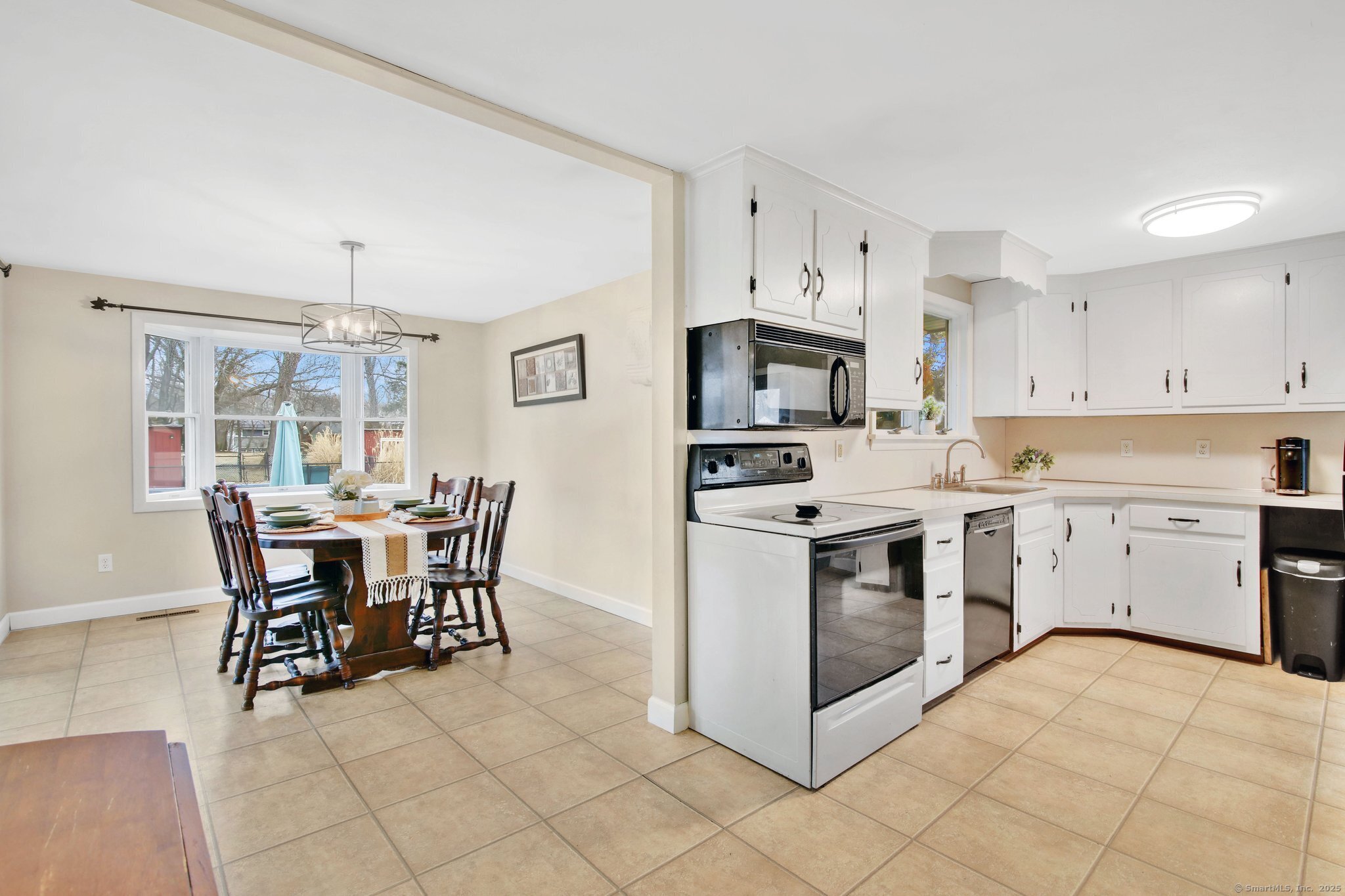 17 Dogwood Lane, South Windsor, Connecticut image 8