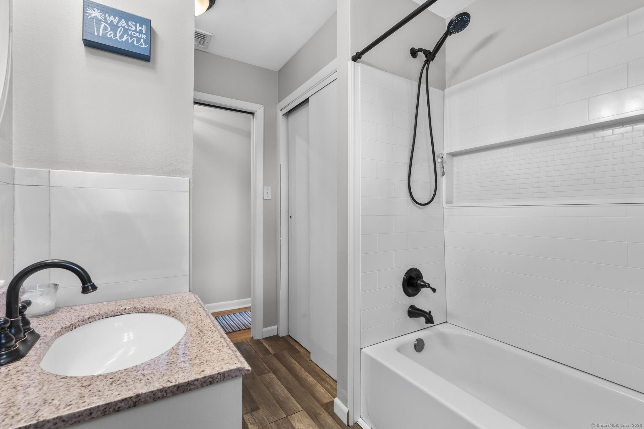 16 Highland Avenue Extension, West Haven, Connecticut image 21