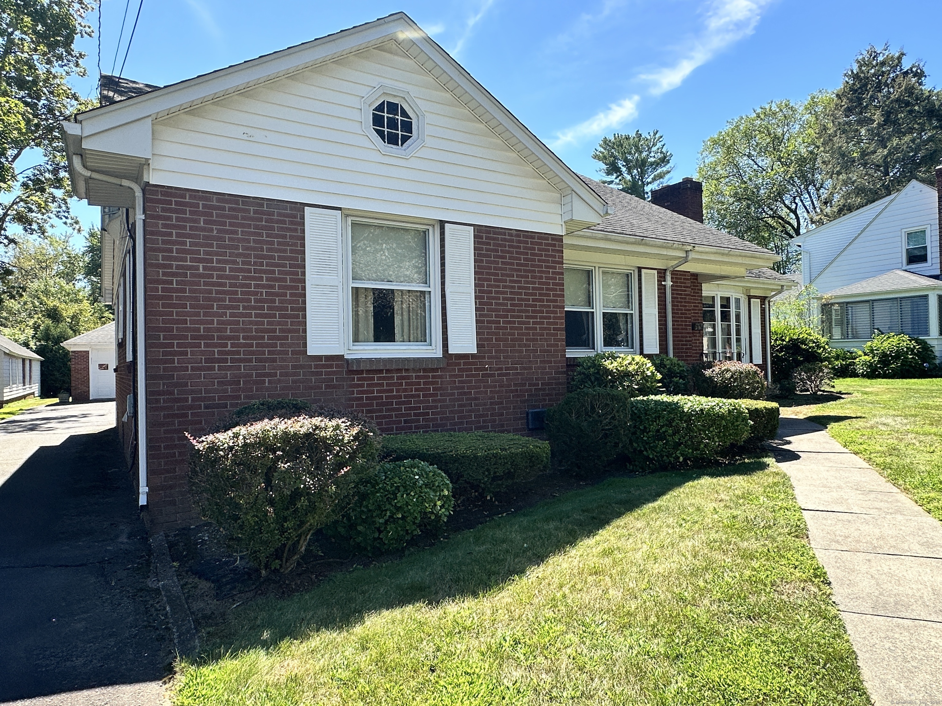 137 Elm Street