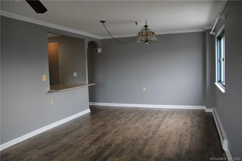 Tiny photo for 51 Schuyler Avenue #APT 5A, Stamford, CT 06902 (MLS # 24145840)