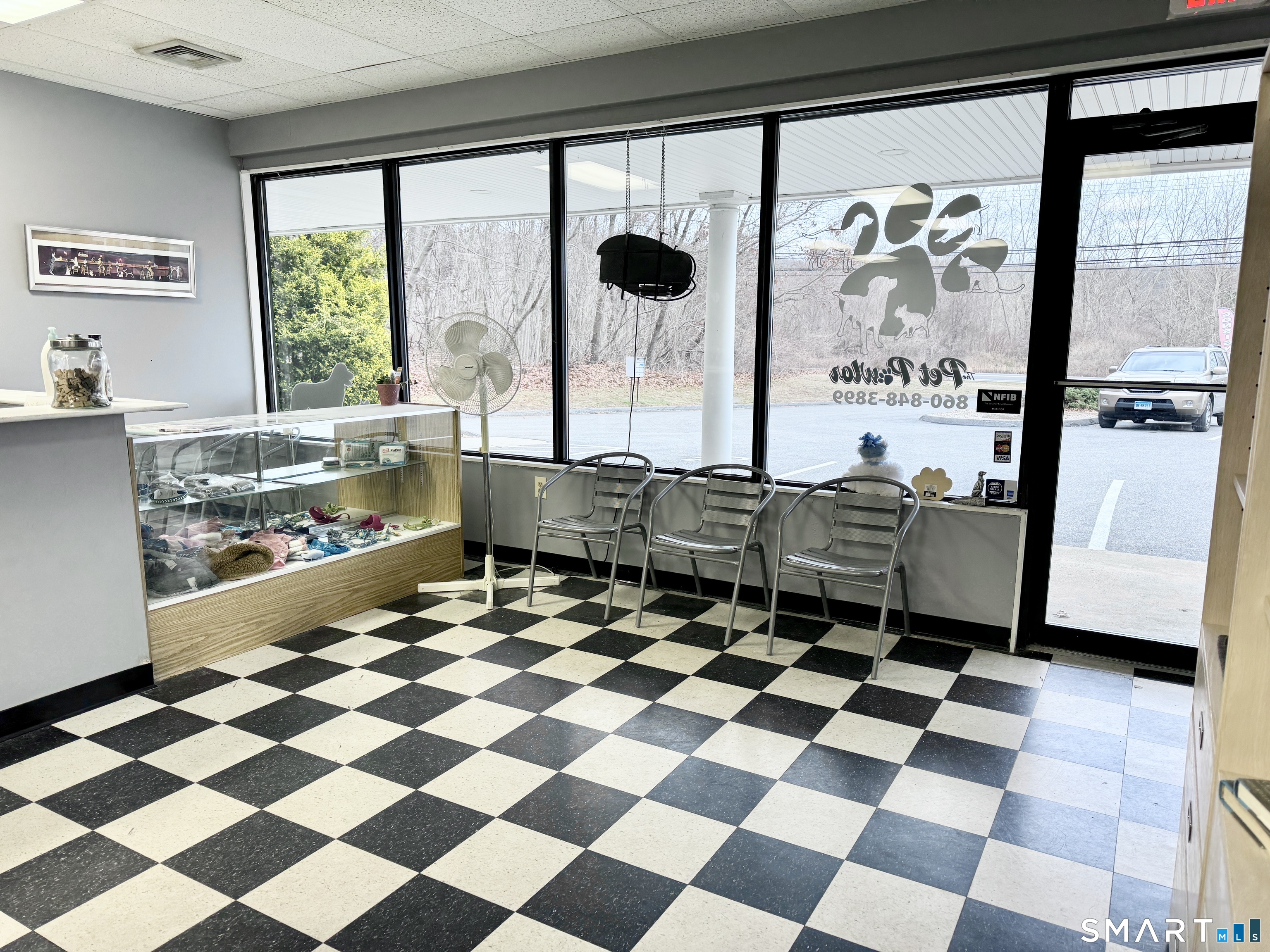 1100 Norwich New London Turnpike 8