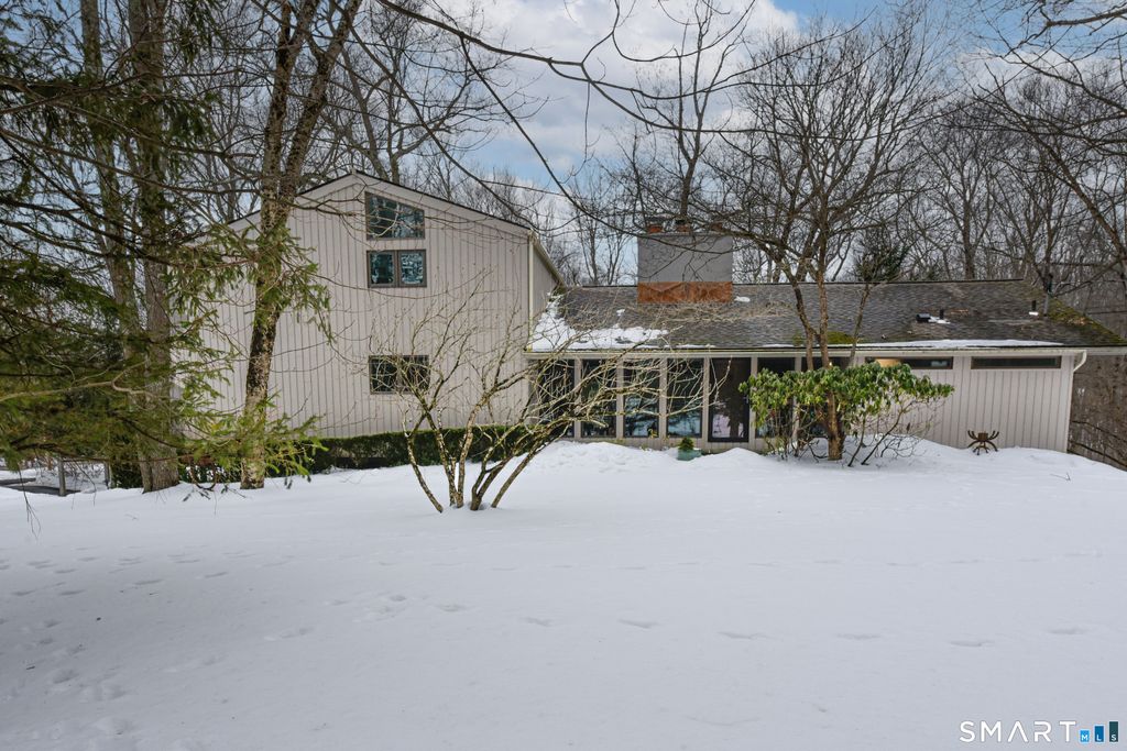 Photo of 119 Maple Vale Drive, Woodbridge, CT 06525 (MLS # 24154551)