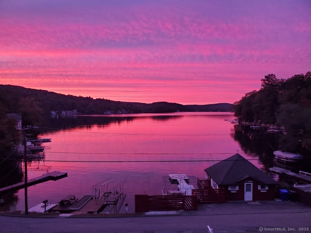 819 East Wakefield Boulevard