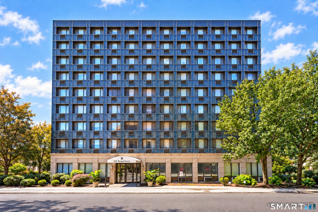 Photo of 300 Broad Street #502, Stamford, CT 06902 (MLS # 24203709)