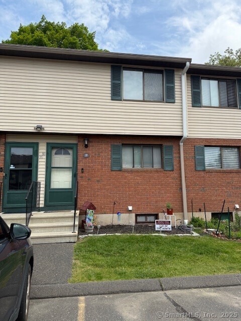 39 Horton Hill Road #APT 2F, Naugatuck, Connecticut image 1