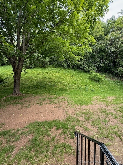 39 Horton Hill Road #APT 2F, Naugatuck, Connecticut image 4