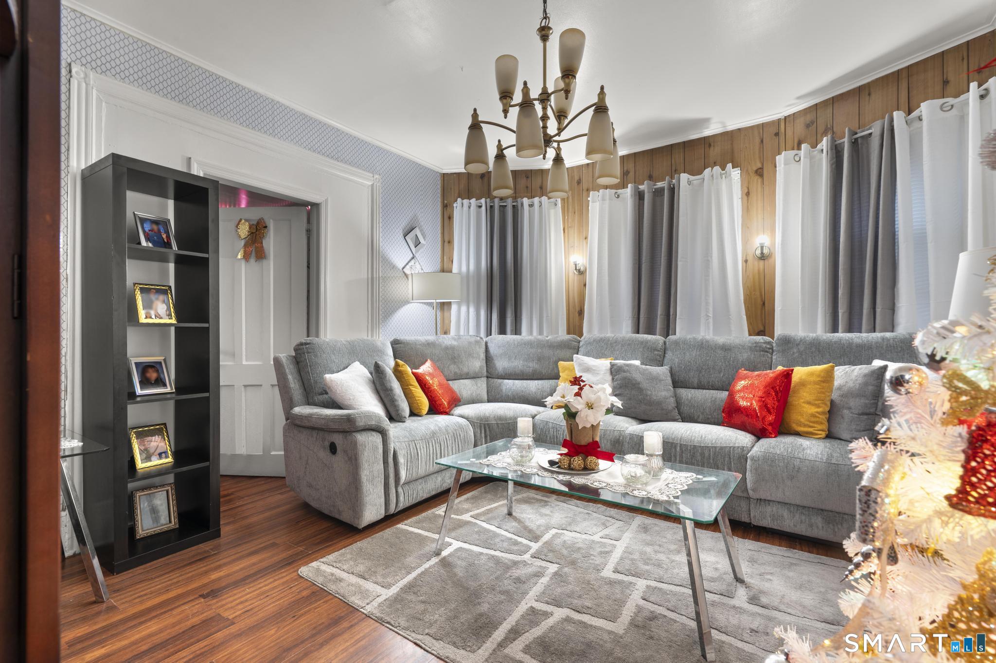 865 Iranistan Avenue