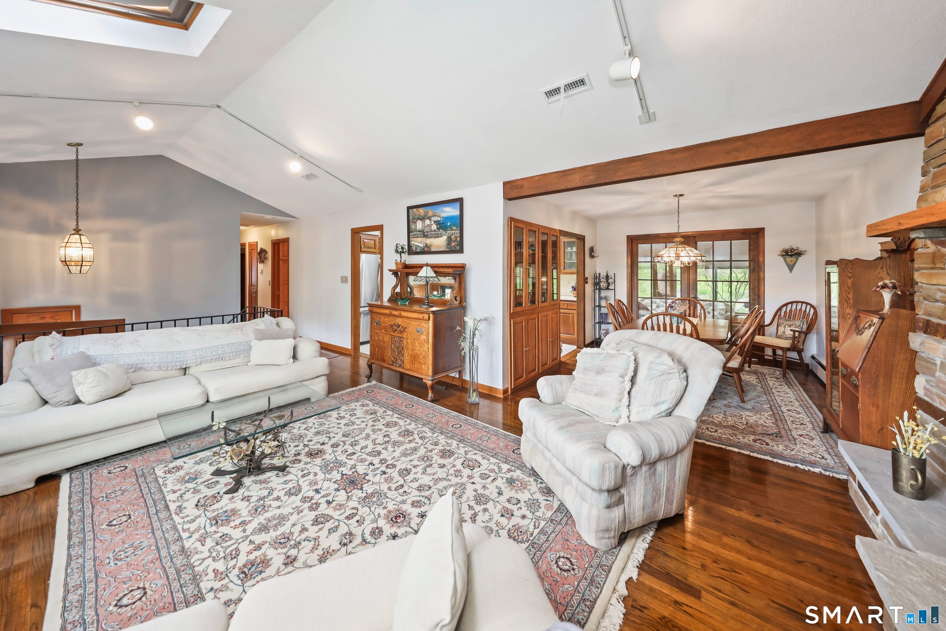 123 Evelyn Drive