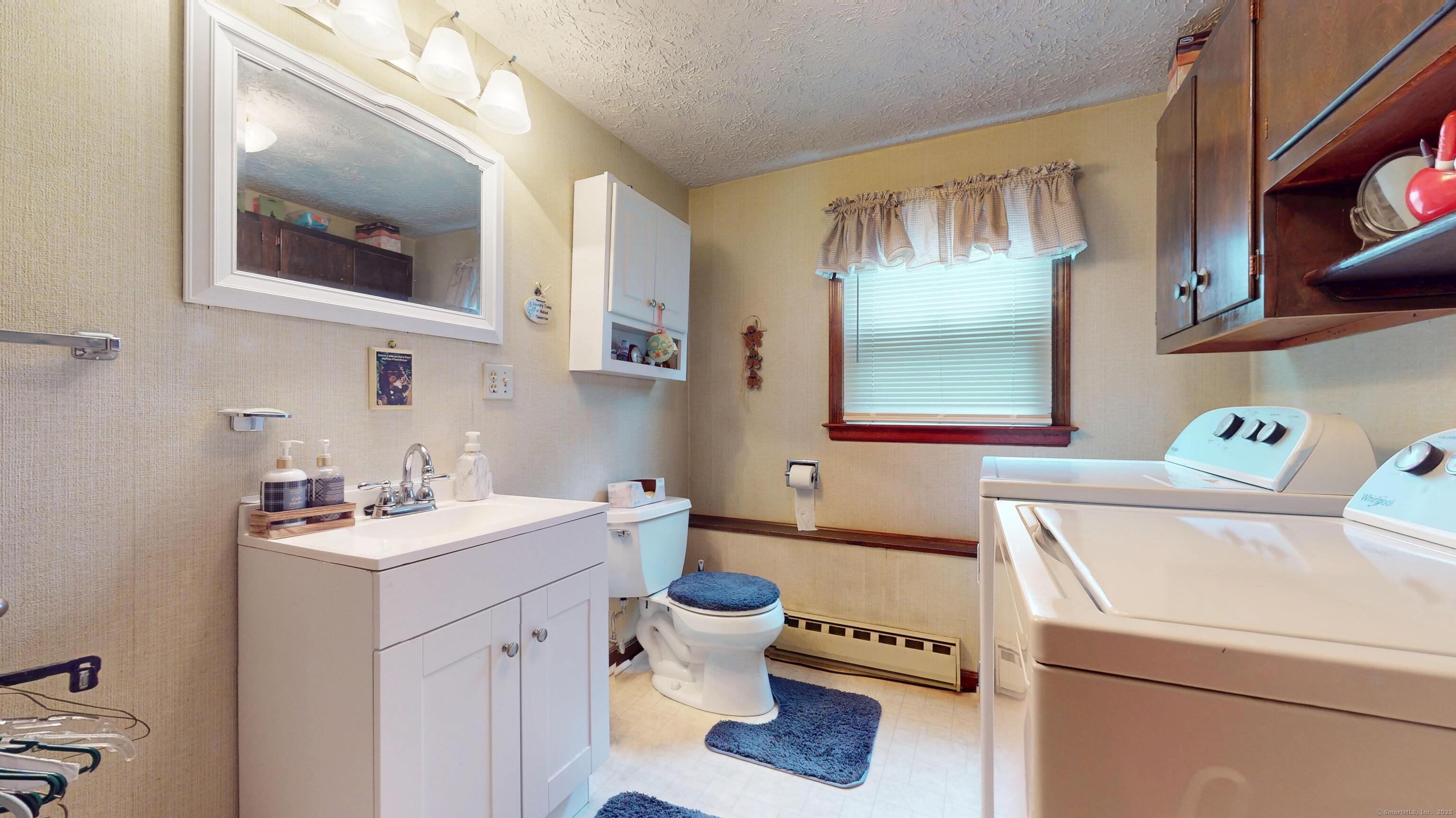 230 Unionville Avenue, Plainville, Connecticut image 16