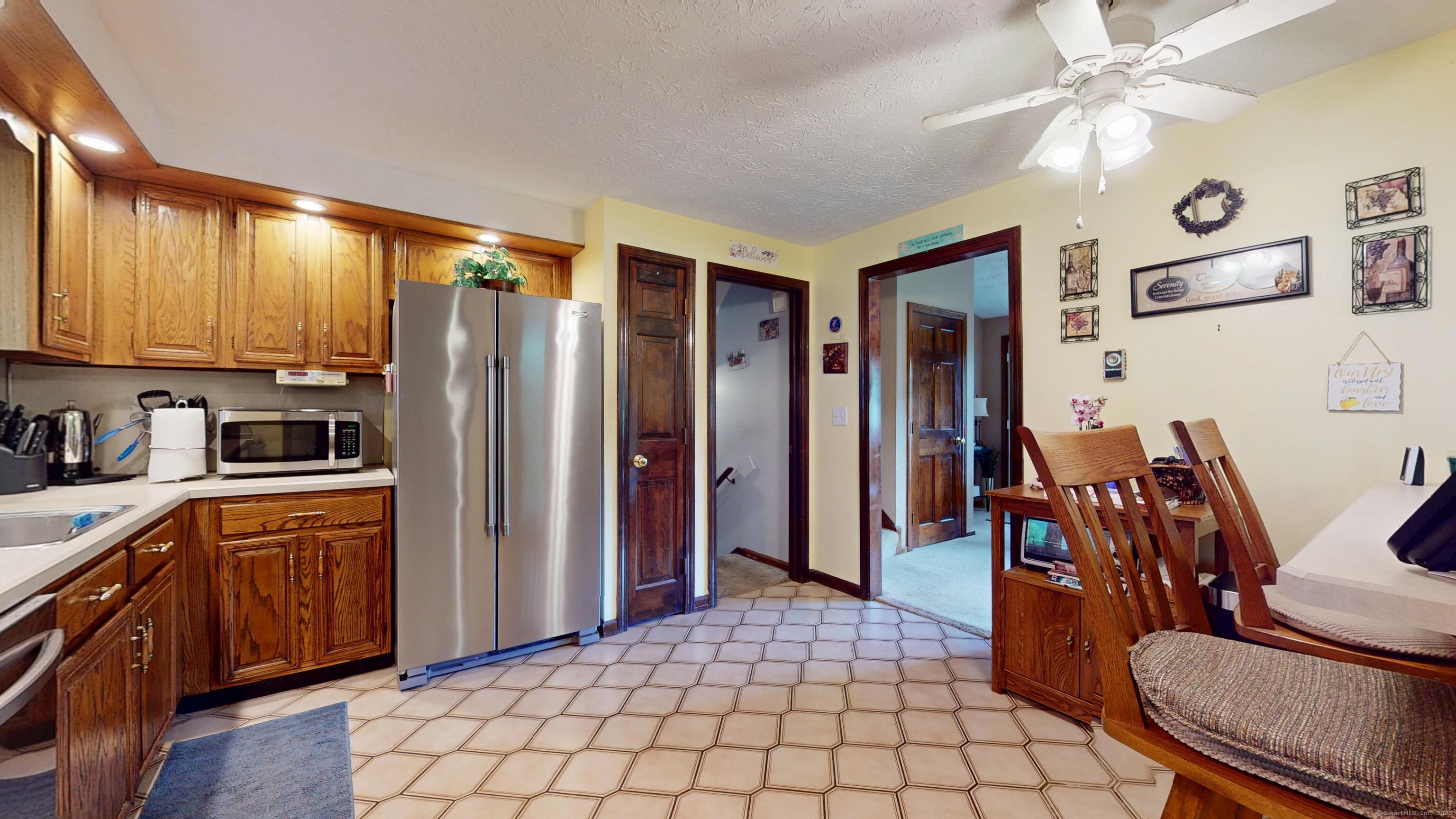 230 Unionville Avenue, Plainville, Connecticut image 7