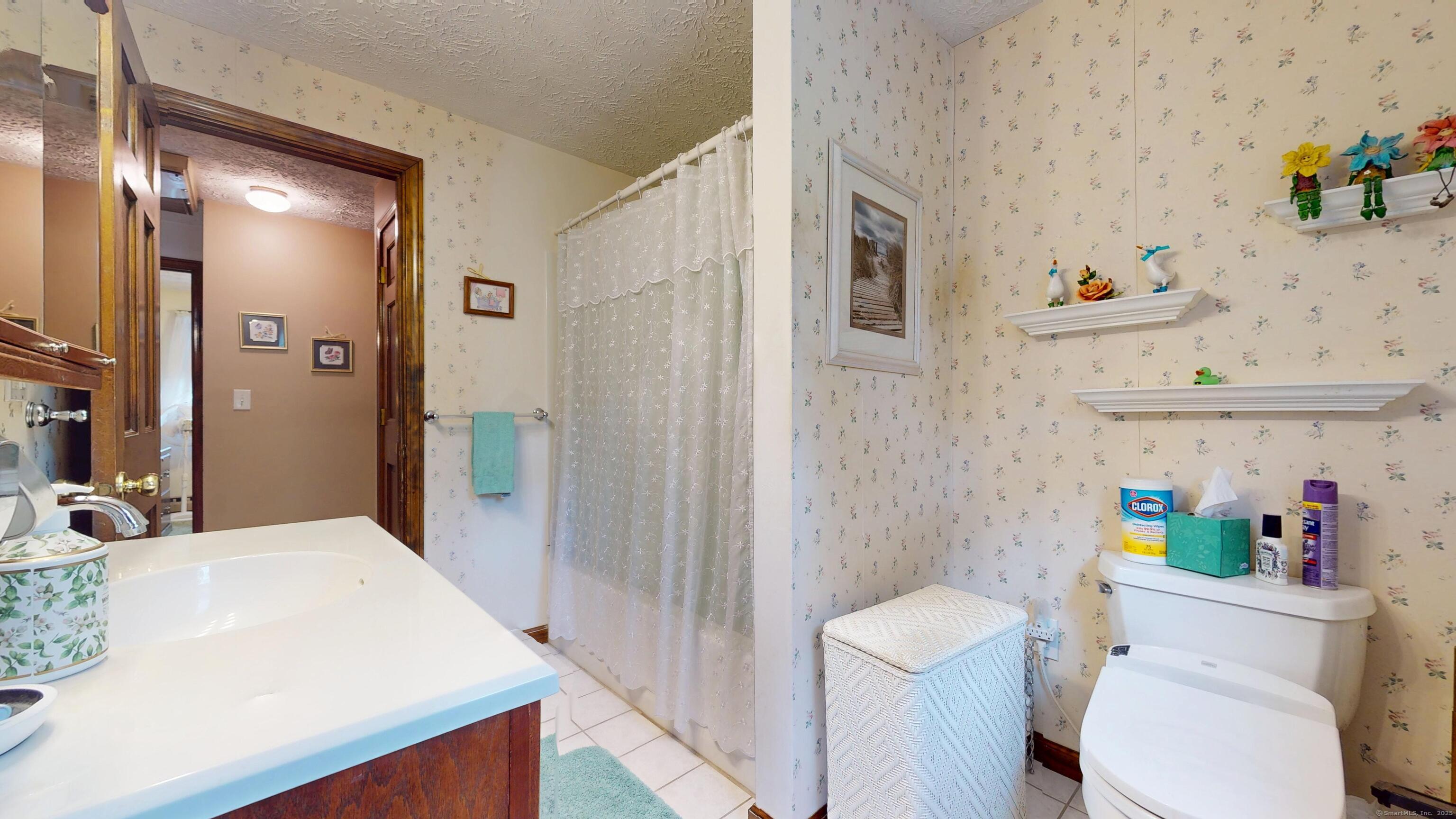 230 Unionville Avenue, Plainville, Connecticut image 22