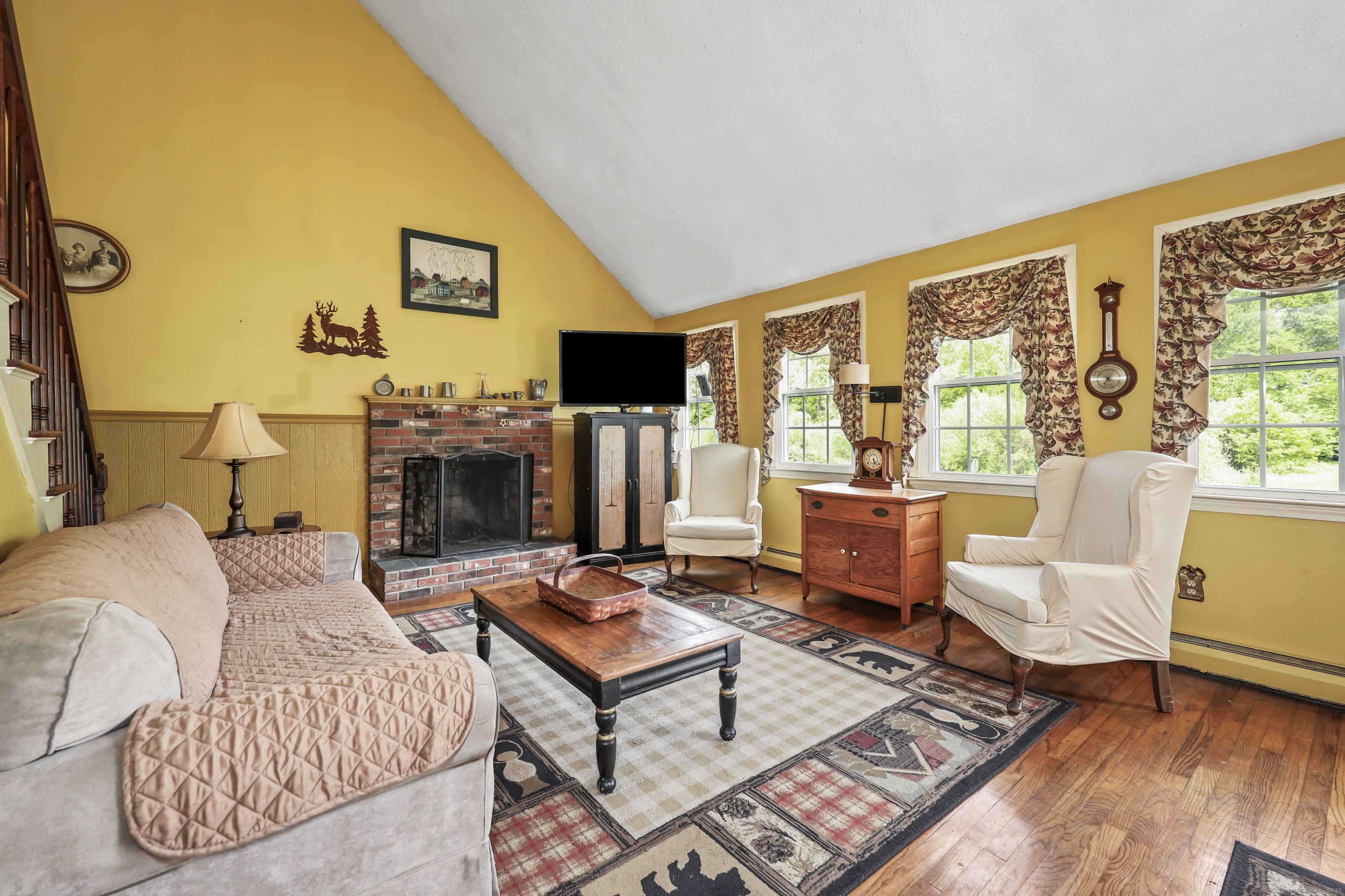 40 Fountainhead Road