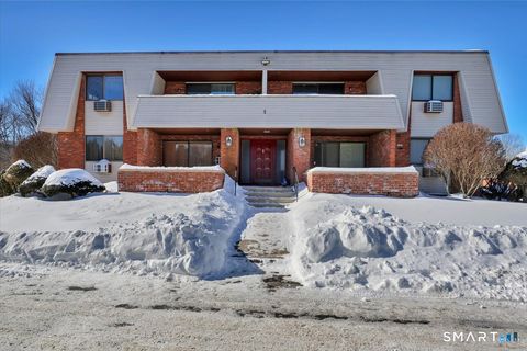 Photo of 565 Talcottville Road #APT 1A1, Vernon, CT 06066 (MLS # 24151922)