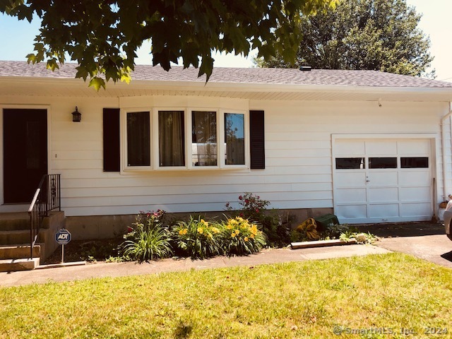 300 Country Hill Drive, West Haven, Connecticut image 2