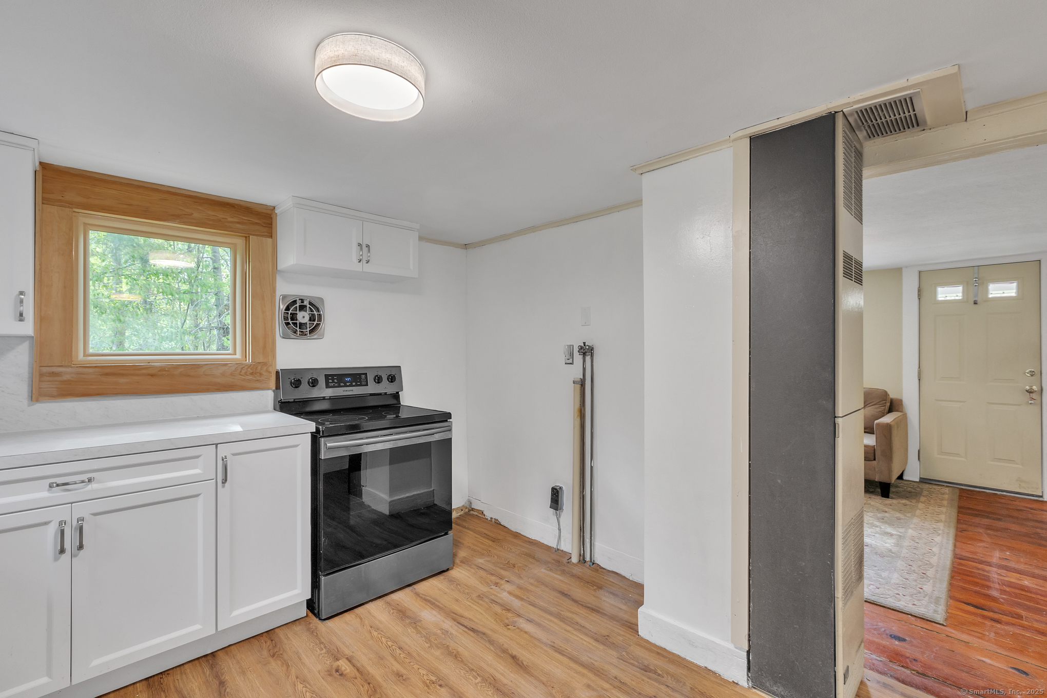 2 Crystal Lake Road, Ellington, Connecticut image 8