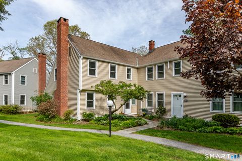 Condo For Sale - 87 Canaan Road #APT 2F<br/> Litchfield County, Salisbury, CT 06068