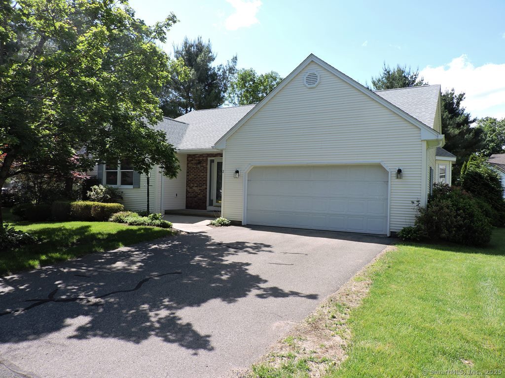 2 Abbewood Drive 2