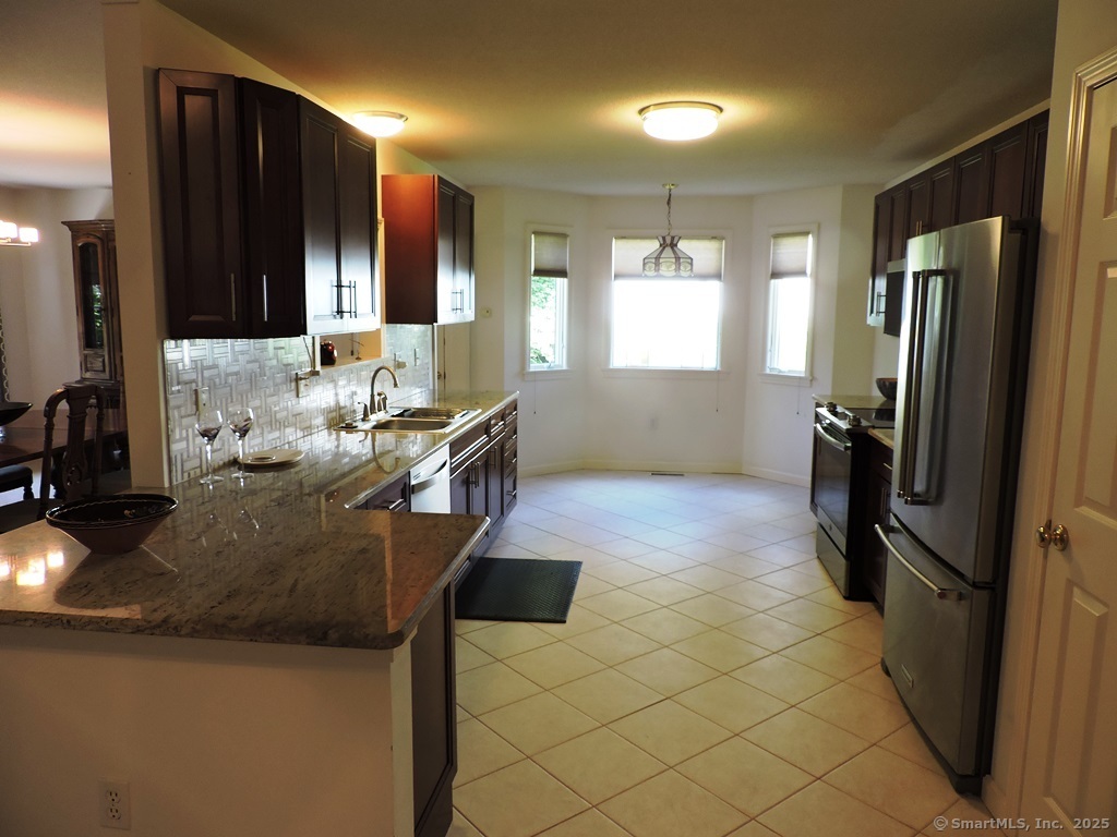 2 Abbewood Drive #2, Enfield, Connecticut image 11