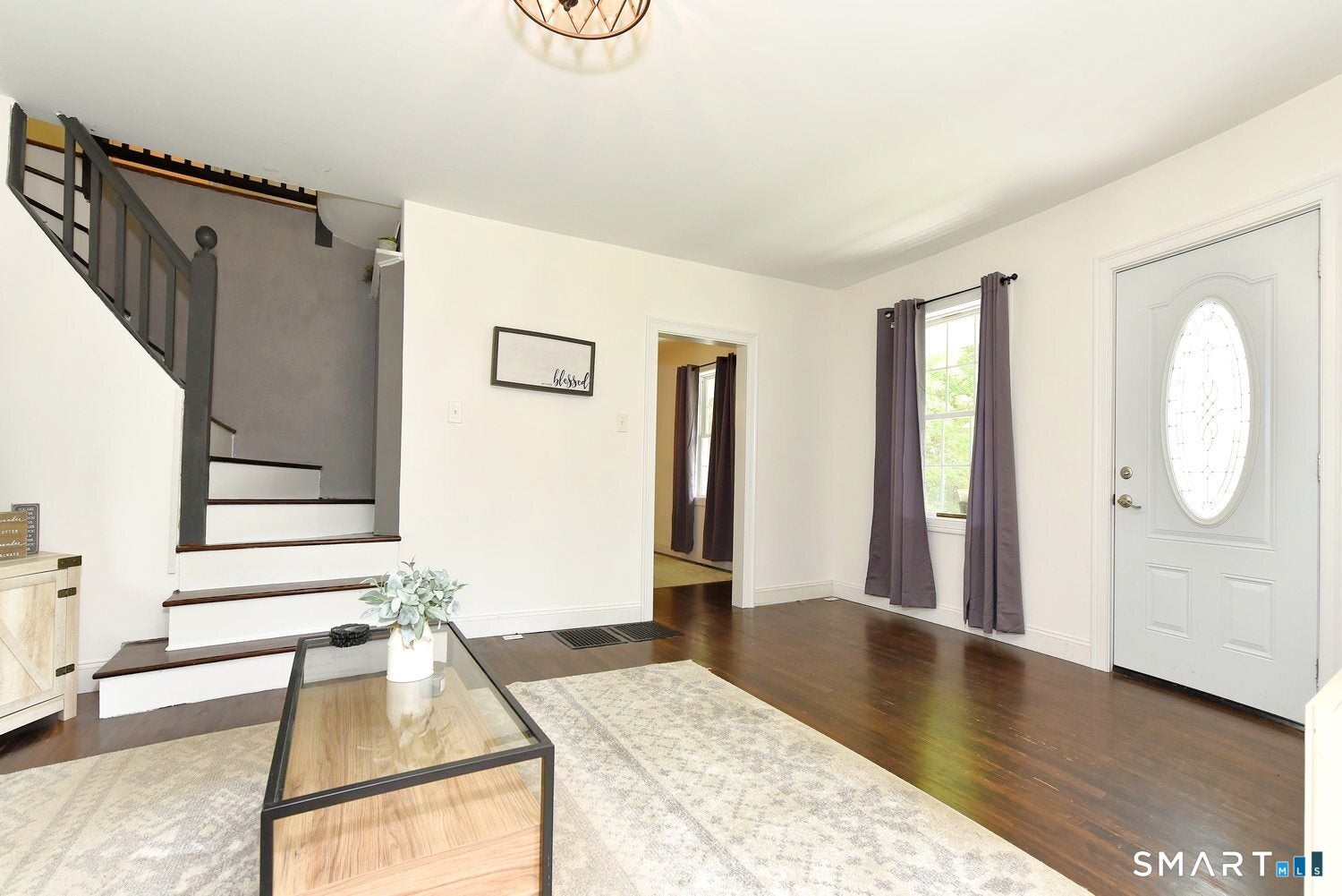 9 Wells Avenue