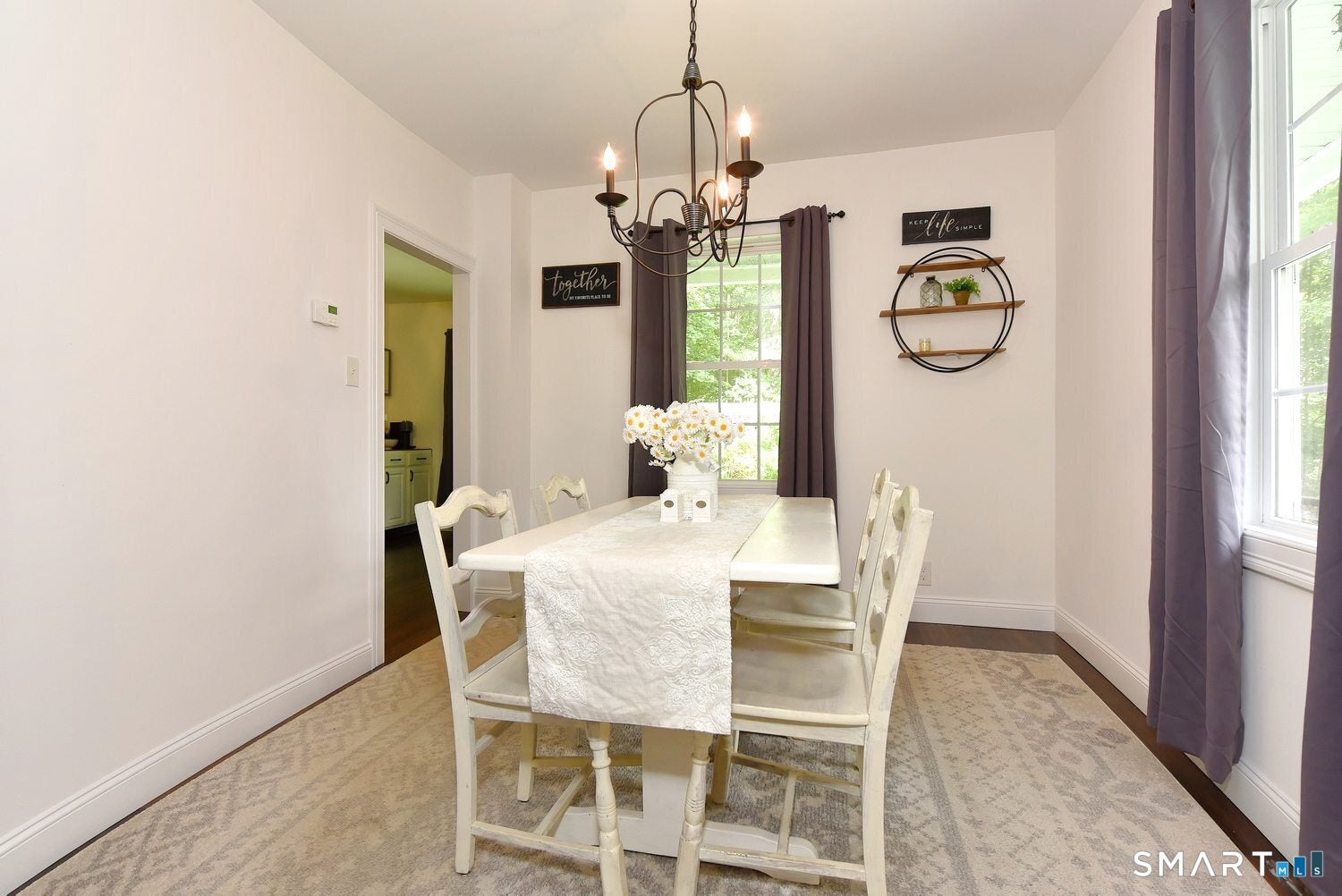 9 Wells Avenue