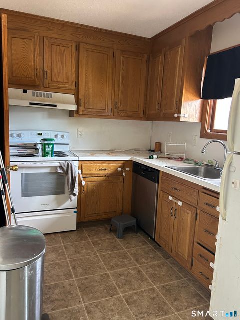 Tiny photo for 895 Matthews Street #43, Bristol, CT 06010 (MLS # 24161265)