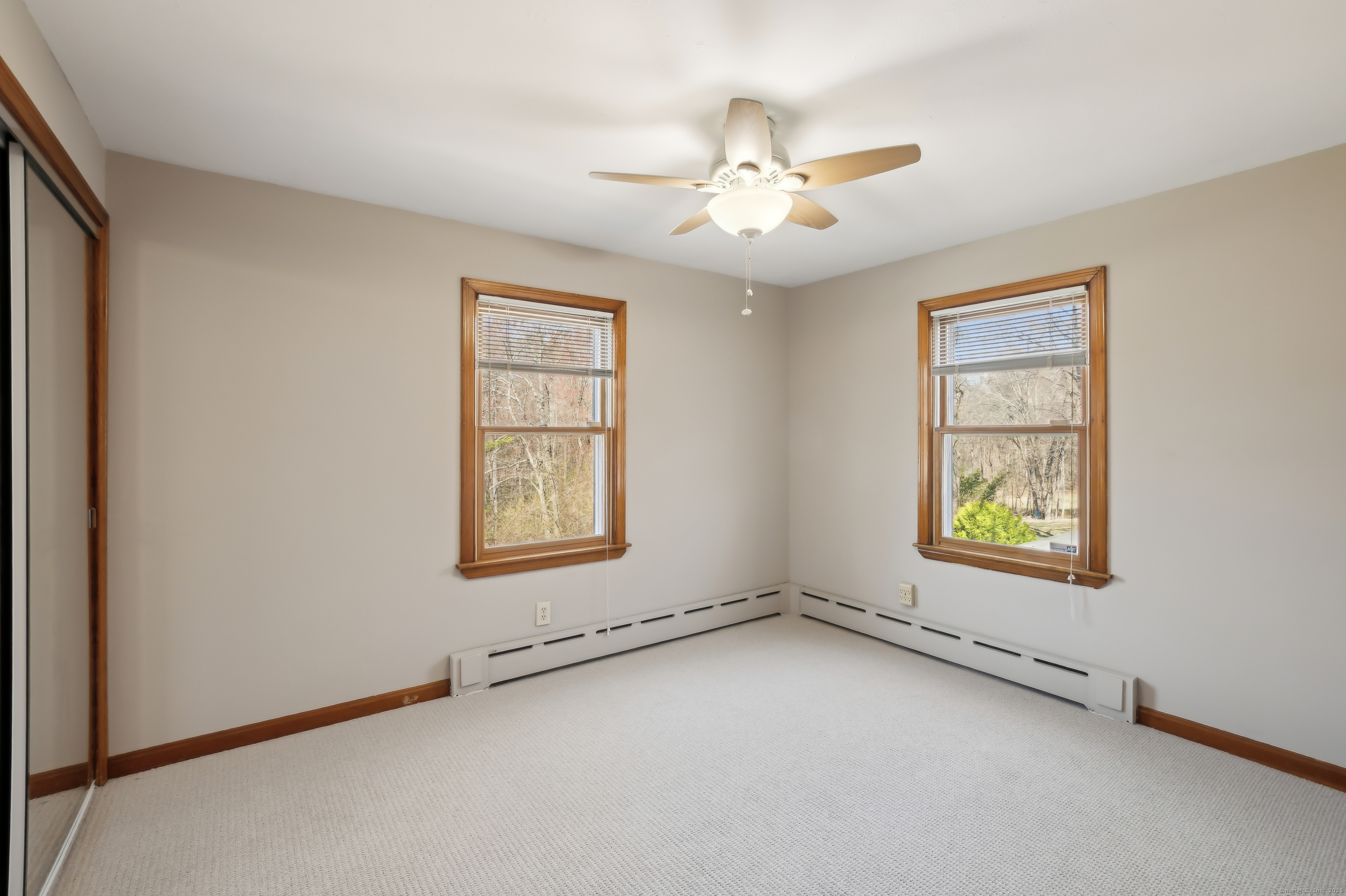 1099 N Grand Street, Suffield, Connecticut image 17