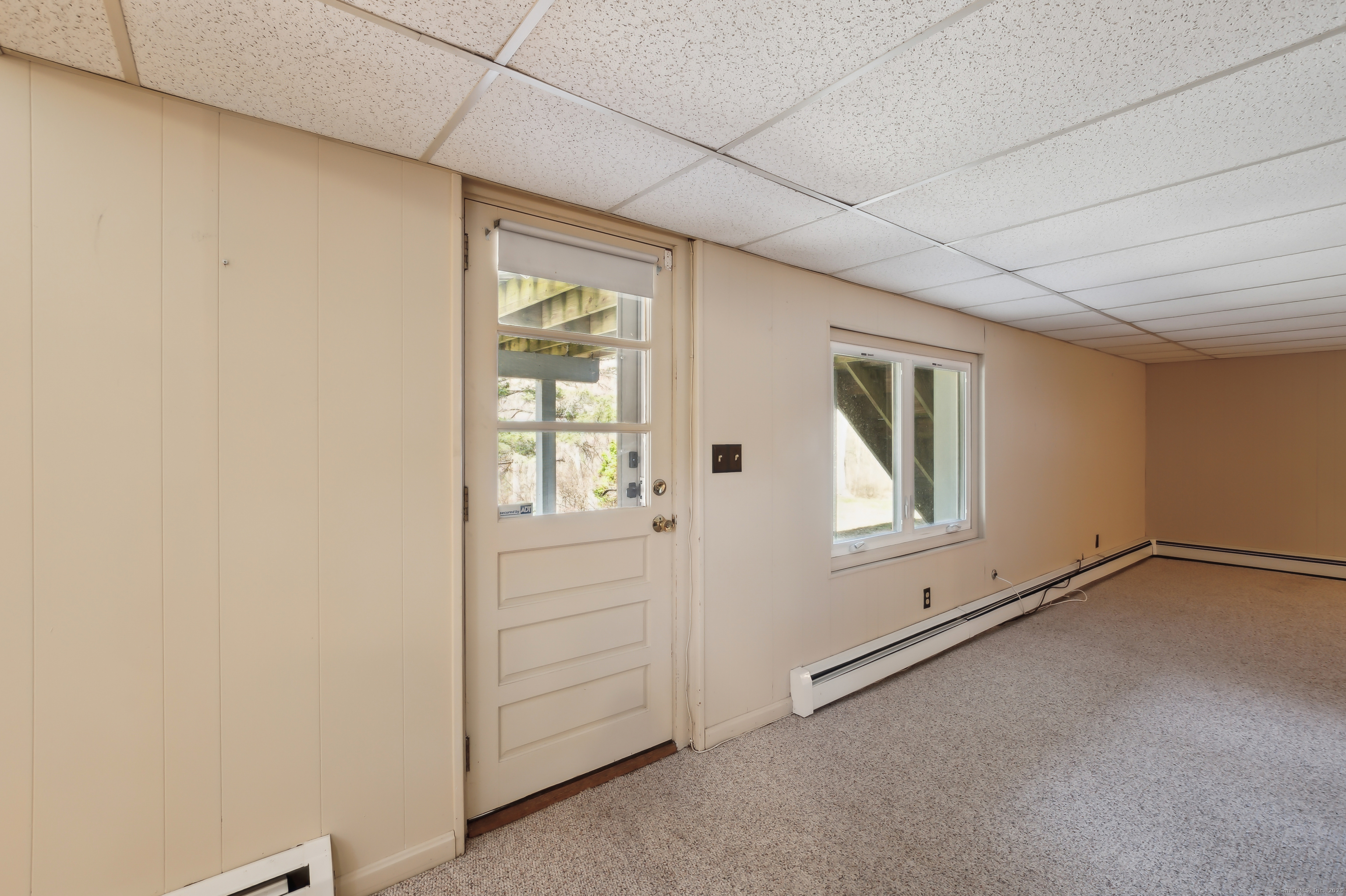 1099 N Grand Street, Suffield, Connecticut image 25
