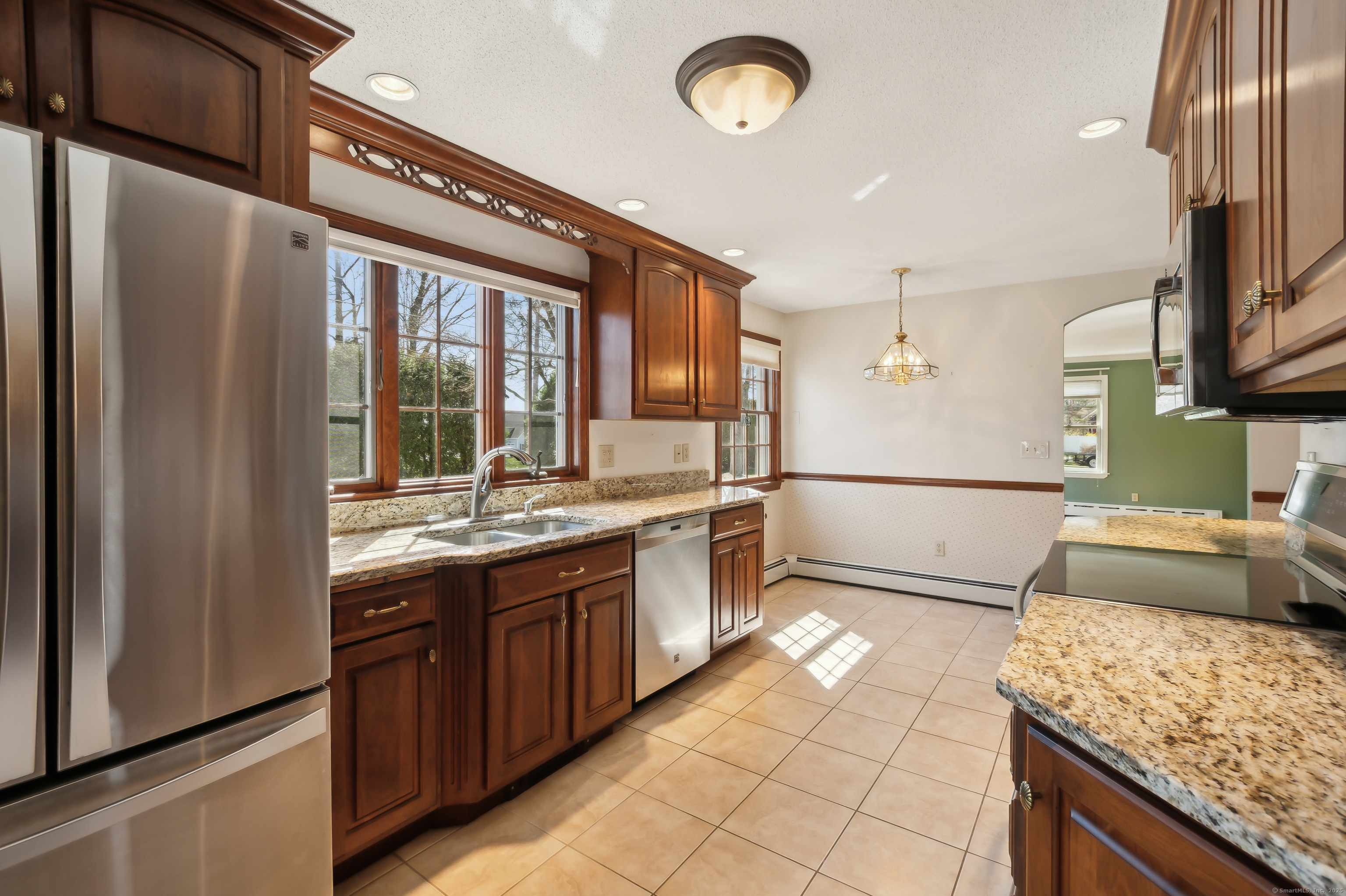 1099 N Grand Street, Suffield, Connecticut image 8